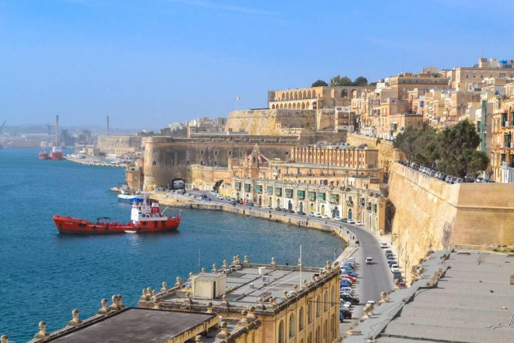 St Nicholas Valletta Kültér fotó